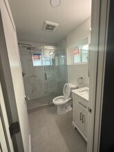 881 4th Ln in South San Francisco, CA - Building Photo - Building Photo