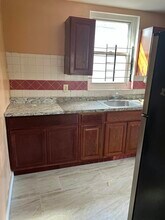 93-28 Ditmars Blvd in Queens, NY - Building Photo - Building Photo