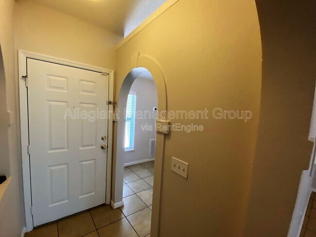 4029 Iveyglen Ave in Orlando, FL - Building Photo - Building Photo