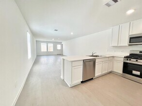 3023 Mallorca Dr in Conroe, TX - Building Photo - Building Photo
