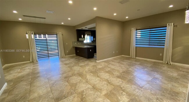 15585 SW 178th Ln in Miami, FL - Building Photo - Building Photo