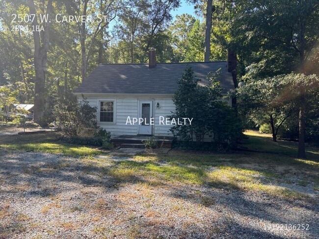 property at 2507 W Carver St