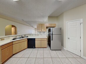 24746 Mary Beth Ct in Land O Lakes, FL - Foto de edificio - Building Photo