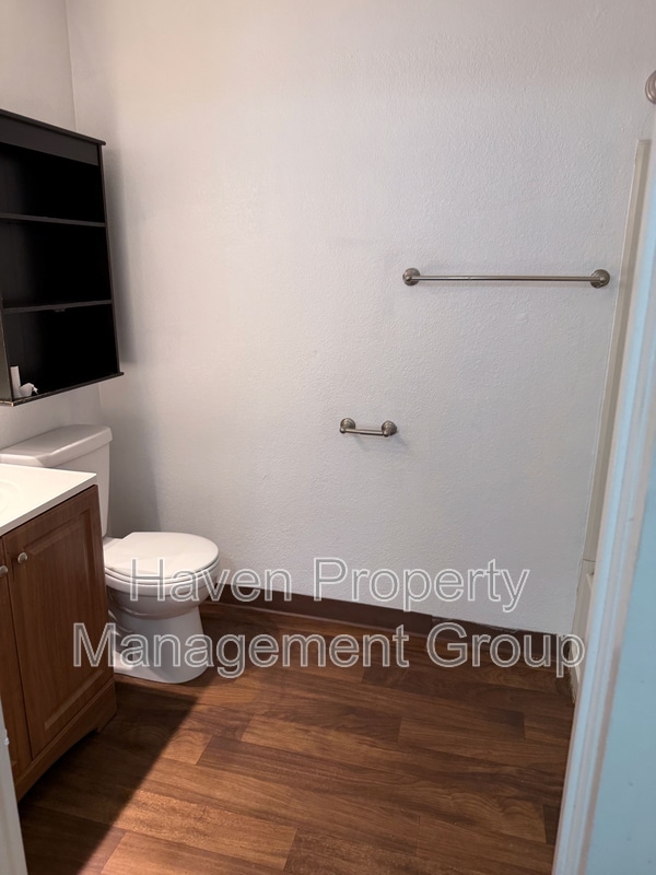 32 W 7th St in Tracy, CA - Building Photo - Building Photo