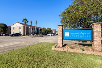 University Square in College Station, TX - Foto de edificio - Building Photo