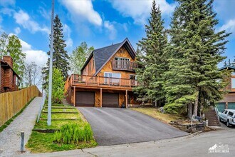 6010 Staedem Dr in Anchorage, AK - Building Photo - Building Photo