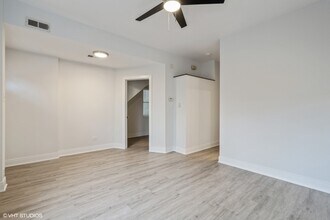 3119 N Oakley Ave-Unit -1 in Chicago, IL - Building Photo - Building Photo
