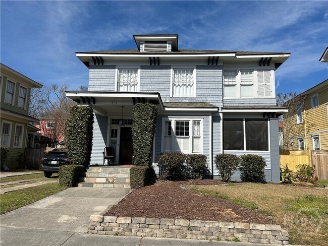 property at 616 Maupas Ave
