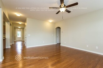 3574 Fallen Oak Ln in Buford, GA - Building Photo - Building Photo