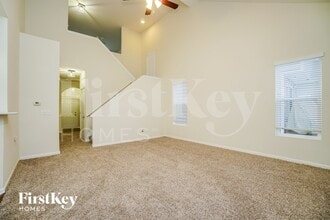 5546 Tygart Valley Dr in Dublin, OH - Foto de edificio - Building Photo