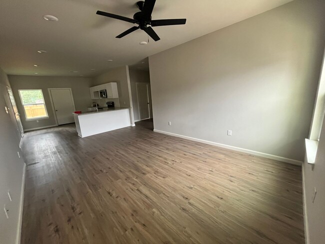 11682 State Hwy 64 in Tyler, TX - Building Photo - Building Photo