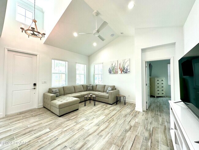 261 Hang Loose Wy in Daytona Beach, FL - Building Photo - Building Photo