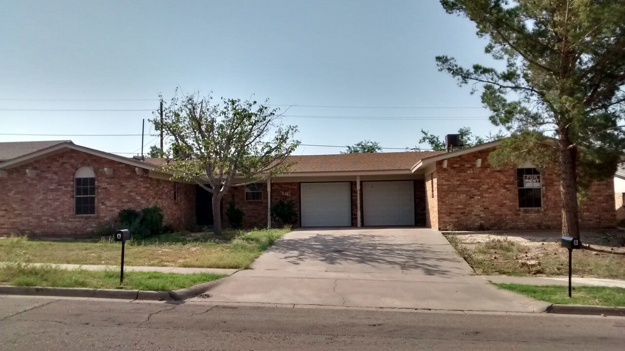 6917 Alto Rey Ave Apt B, Unit B in El Paso, TX - Foto de edificio