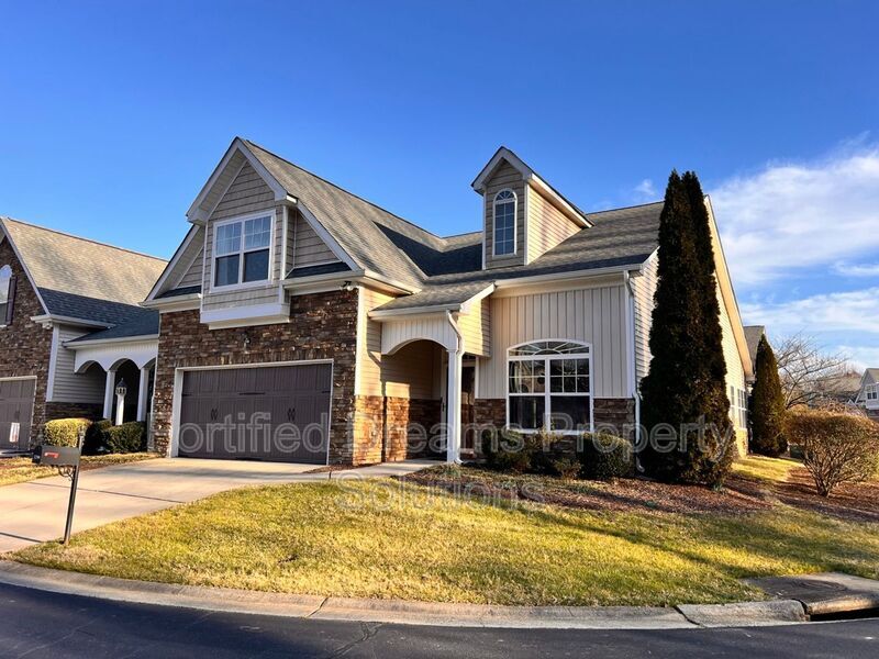 3799 Filton Dr in Greensboro, NC - Building Photo