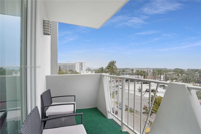 property at 7133 Bay Dr