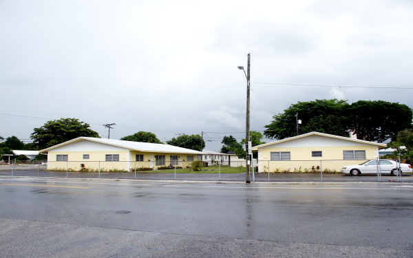 7-23 NE 16th St in Fort Lauderdale, FL - Building Photo - Building Photo