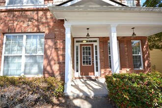 2328 White Alder Dr NE in Buford, GA - Building Photo - Building Photo