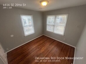 4616 SE 20th St in Del City, OK - Foto de edificio - Building Photo