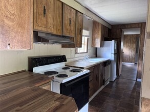 854 Queenswood St in Montgomery, TX - Building Photo - Building Photo