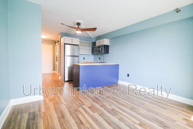 224 E Garden St in Pensacola, FL - Foto de edificio - Building Photo
