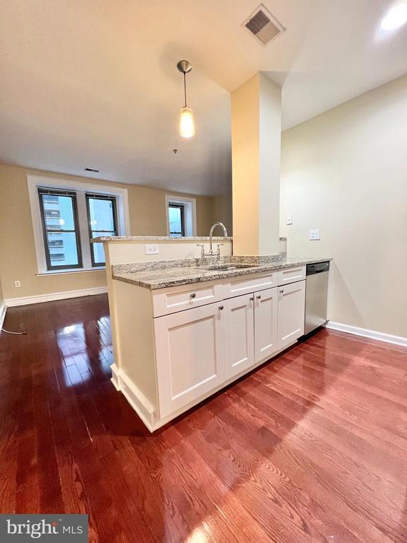 1811 Chestnut St in Philadelphia, PA - Foto de edificio - Building Photo