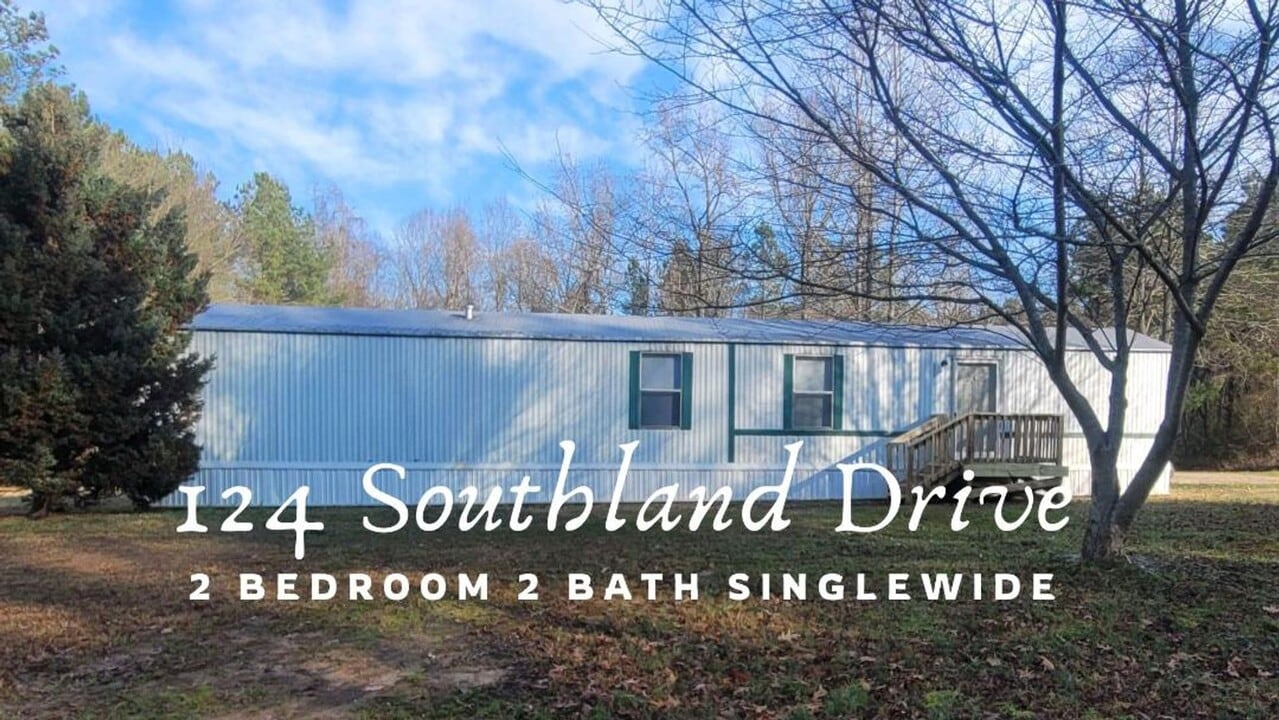 124 Southland Dr in Norlina, NC - Building Photo