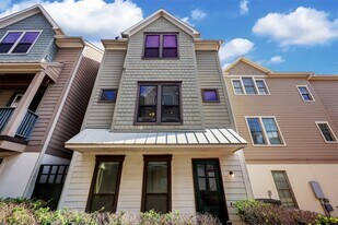 3245 Maxroy St in Houston, TX - Building Photo