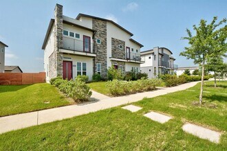 5605 Charles Merle Dr. in Austin, TX - Building Photo - Building Photo
