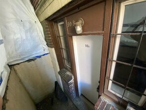 90 Bynner St, Unit B in Boston, MA - Building Photo - Building Photo