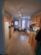 18 Mead St, Unit 2A in Boston, MA - Building Photo - Building Photo