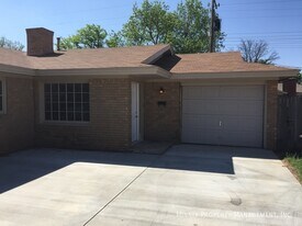 3631 54th St in Lubbock, TX - Building Photo