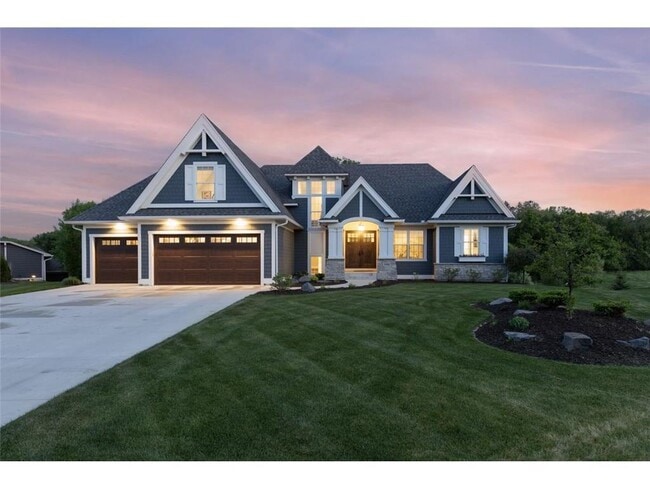 property at 5980 Prestwick Ct