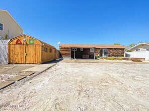 1813 Capstan Dr in Toms River, NJ - Building Photo - Building Photo