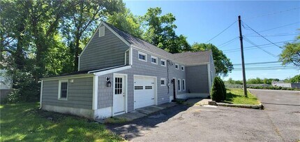 246 West Ave in Darien, CT - Building Photo - Building Photo