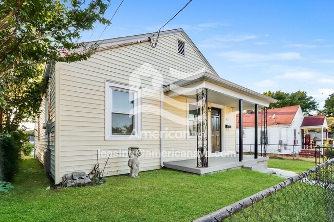 1038 Lincoln Ave in Louisville, KY - Foto de edificio - Building Photo