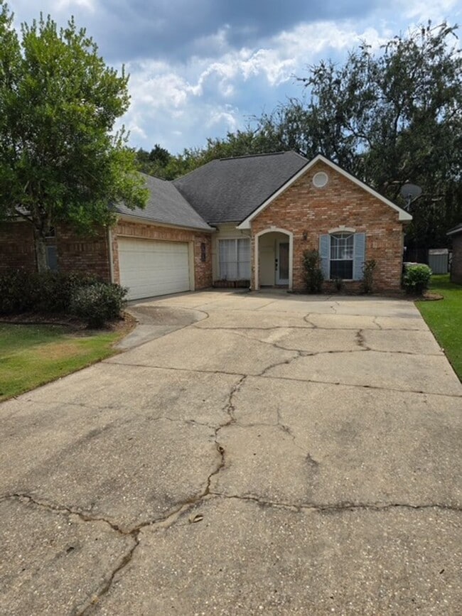 property at 616 Canberra Rd