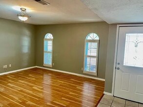 2111 Croft Rd in Carrollton, TX - Building Photo - Building Photo