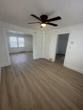 1060 E 177th St in Cleveland, OH - Foto de edificio - Building Photo