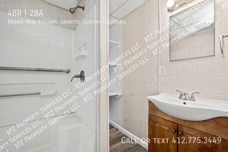 2147 Lincoln Blvd in Elizabeth, PA - Building Photo - Building Photo