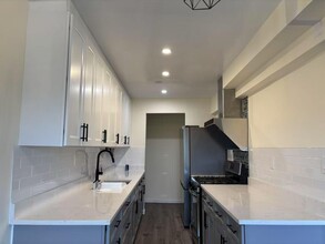 152-72 Melbourne Ave in Queens, NY - Building Photo - Building Photo