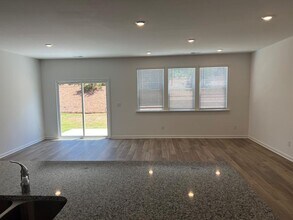 2423 Livi Ln in Buford, GA - Building Photo - Building Photo