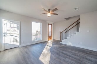 1617 Mignon Dr, Unit 2921C in Arlington, TX - Building Photo - Building Photo