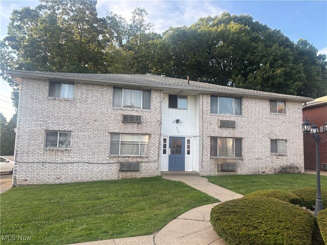 property at 2016 20th St NW