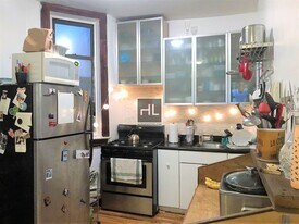 479 Warren St in Brooklyn, NY - Building Photo