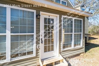 1007 Main St W in Hartselle, AL - Foto de edificio - Building Photo