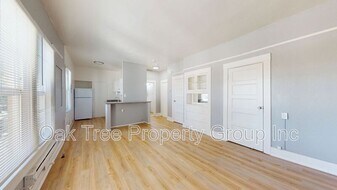 144 Grand Ave in Oakland, CA - Building Photo