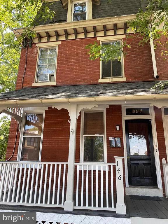 property at 146 E Nields St