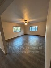 906 W Summit Ave in Flagstaff, AZ - Building Photo - Building Photo