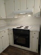 320 Wilson St S, Unit 320 Wilson St S in Salem, OR - Building Photo - Building Photo