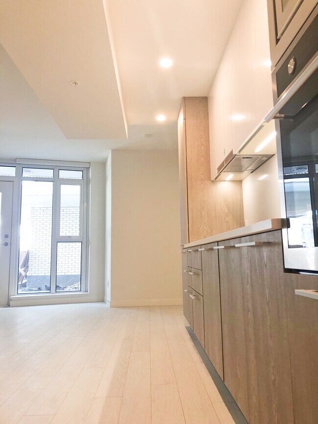 2508 Watson St in Vancouver, BC - Building Photo - Building Photo
